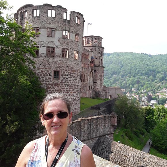 Meet your Posher, Charlene - Picture 1 of 1